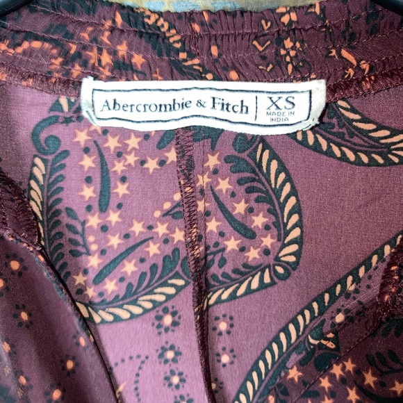 Abercrombie & Fitch Dressy Smocked Mock Neck Top XS - Picture 11 of 13